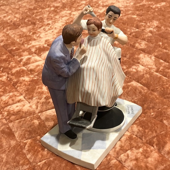 Vtg Norman Rockwell Barber Shop Figurine First Haircut - Picture 8 of 8